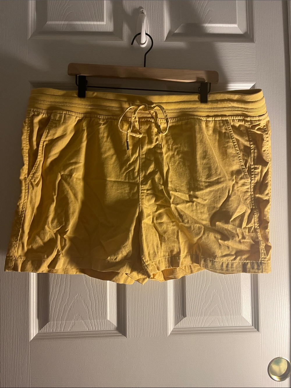 XXL Orvis Yellow Drawstring Cotton Shorts